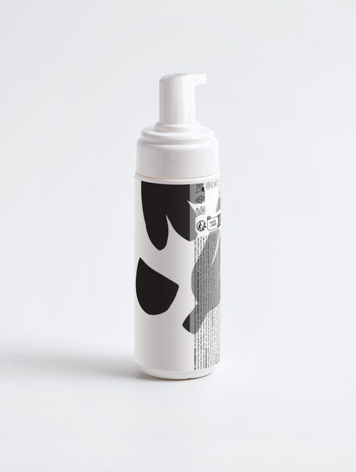 01 Cleansing Foam
